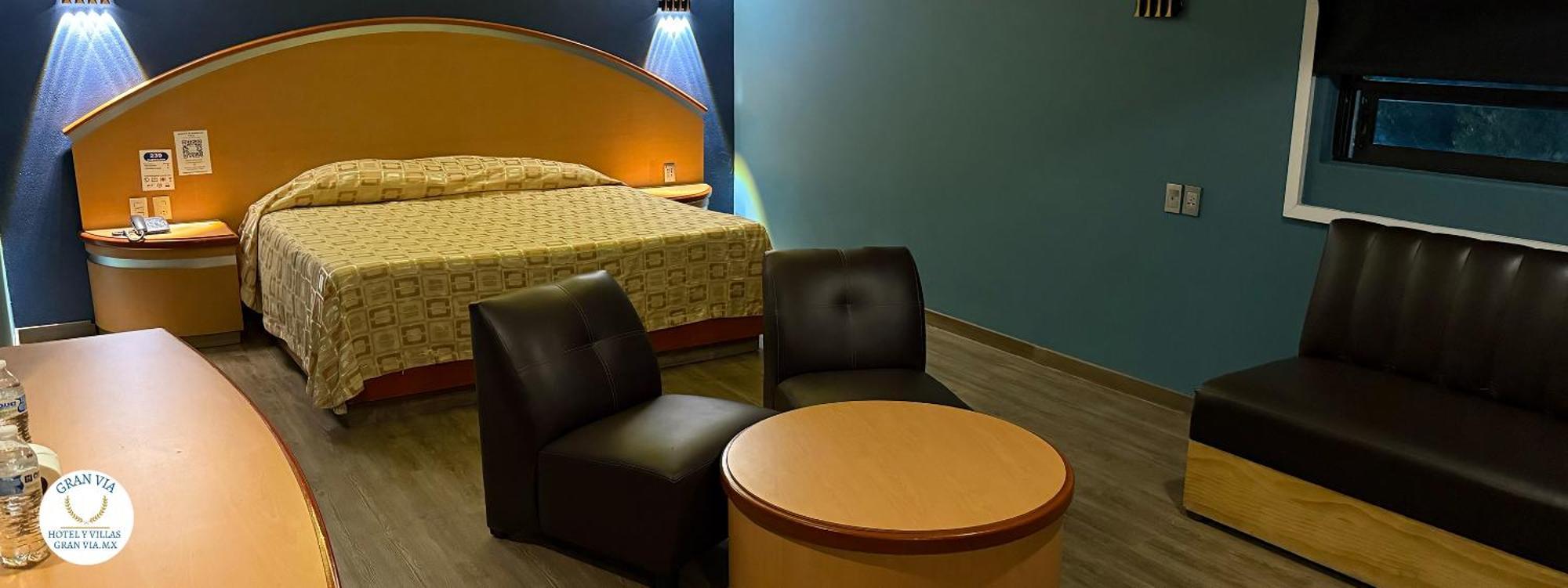 Y Gran Via, Tultitlan Hotel 3*